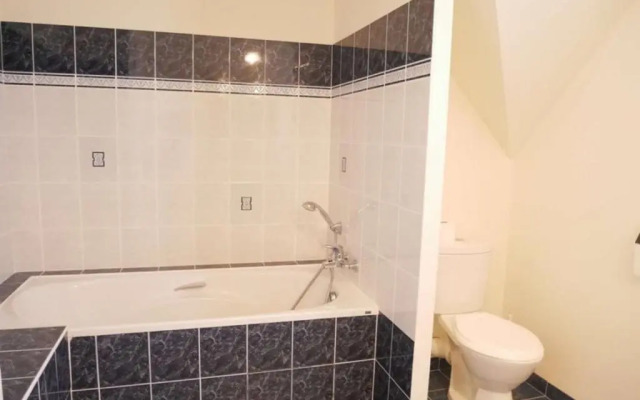 MAISON ERDEVEN, 5 PIèCES, 8 PERSONNES - FR-1-479-14