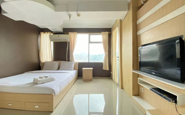 Spacious And Serene Studio Room Apartment At Jarrdin Cihampelas