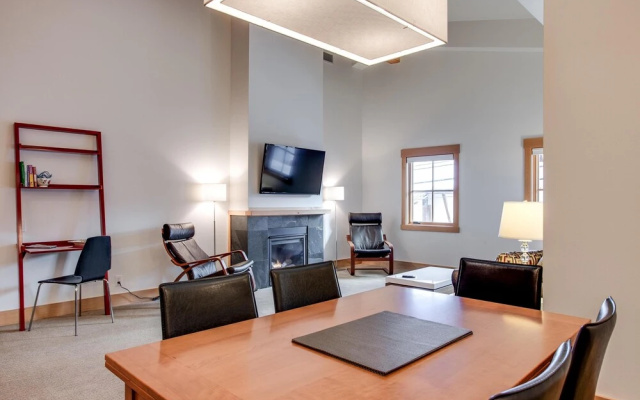 Front Street Suites