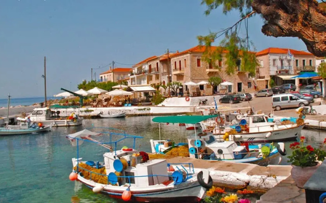 Selinitsa Stone Studio - Mani Seaview Retreat