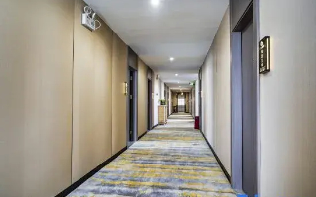 Tiannan Hotel (Nanning East Railway Station)