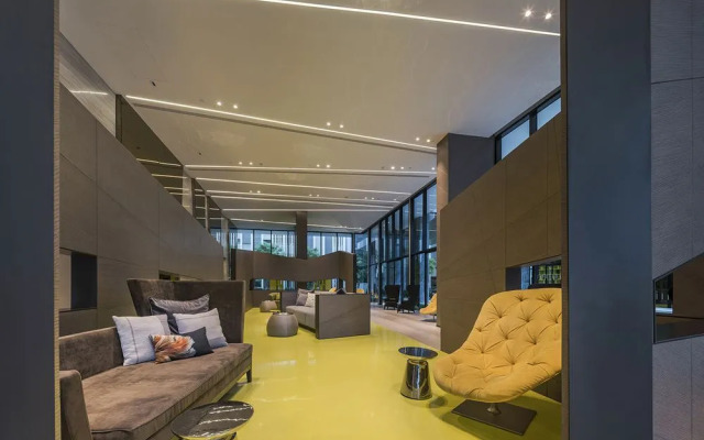 THE BASE Central Pattaya by UL