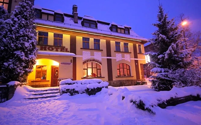 Hotel Karkonosze