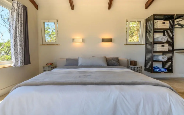 Villa Topaz