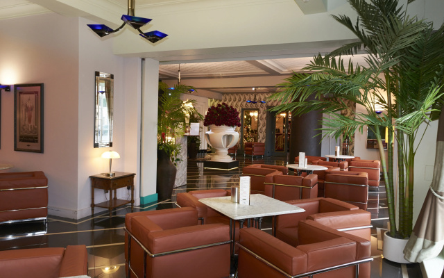 The Earl of Doncaster Hotel