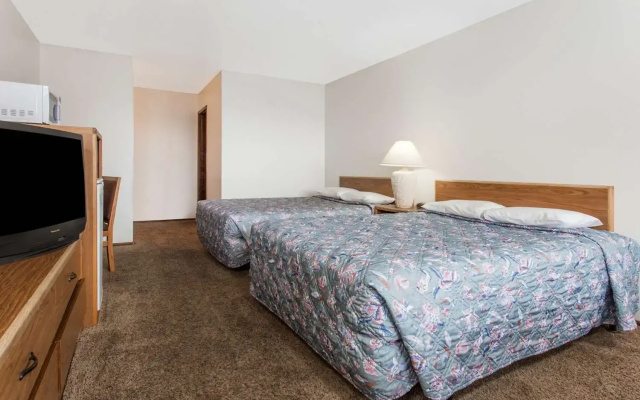 Knights Inn Boardman