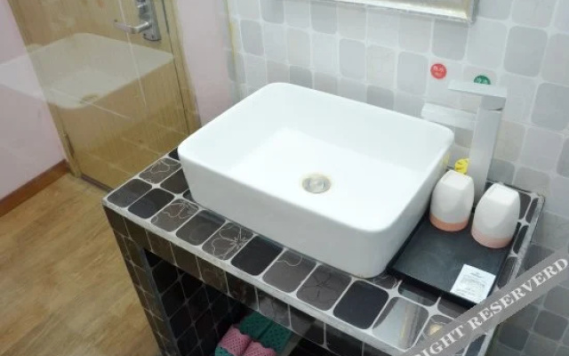 广汉蜀广宾馆(百伦百货店)