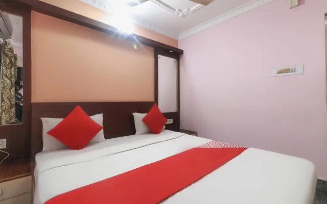 OYO 49639 Nirmala Residency
