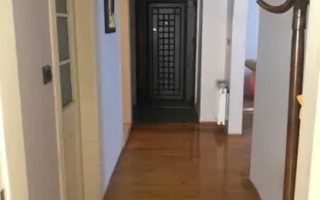 Easy House