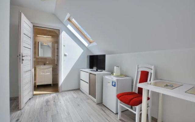Jaworina- Apartamenty, Domki i Pokoje