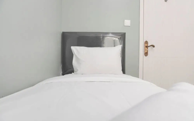 Restful And Modern 3Br At Daan Mogot City Apartment