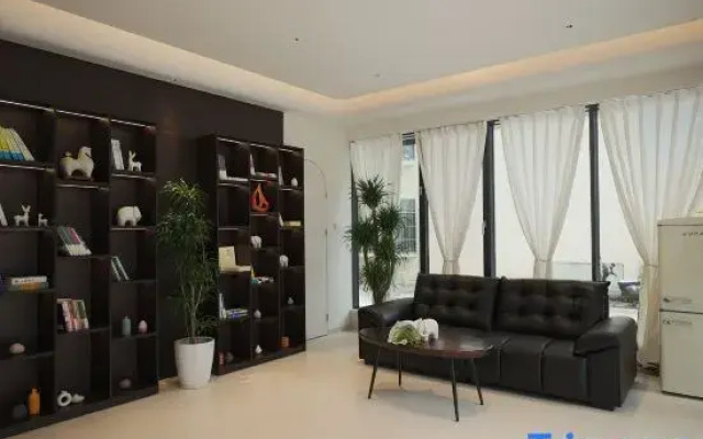 Haikou Cloud Villa B&B (Hainan University Haidian Island Branch)