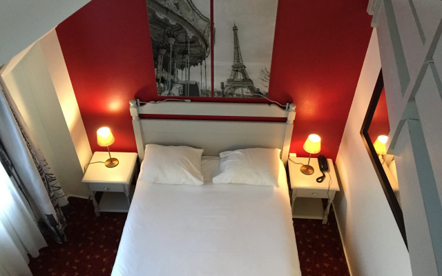 Hotel Le Cardinal Rueil Centre