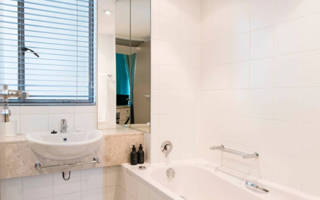 Cape Town City Centre 1 Bedroom Mezzanine Suite
