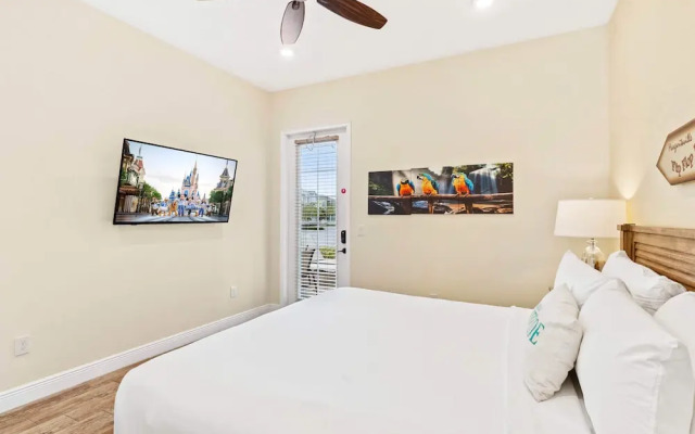 3000 Latitude Lane