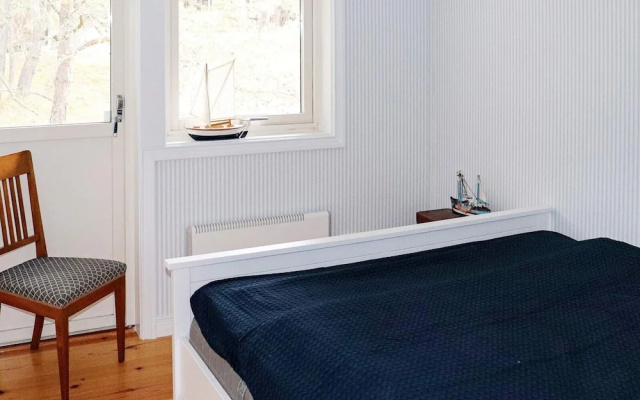 10 Person Holiday Home in Yngsjo