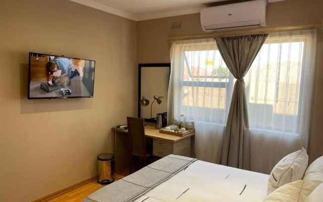 Thokomala Guest House