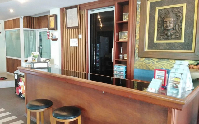 Pimpimarn Beach Hotel