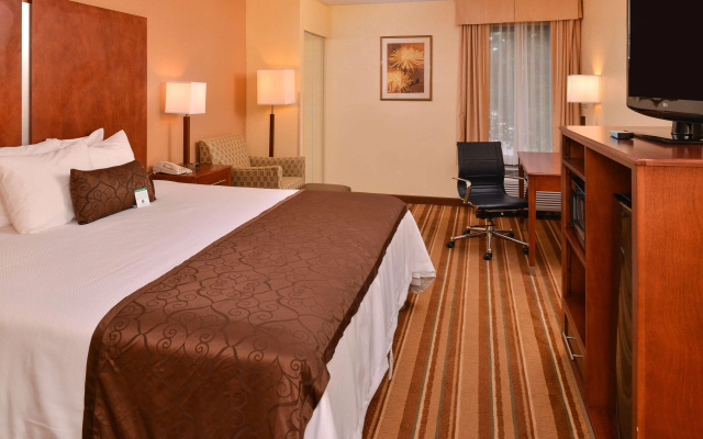 Best Western Plus Richmond Airport Hotel