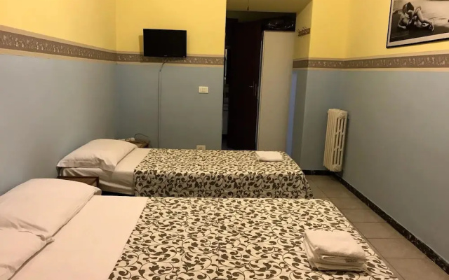 Moon Bay House Rome