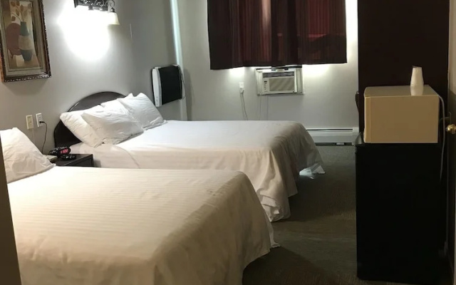 Warman Hotel