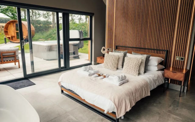 Newlands Lodges