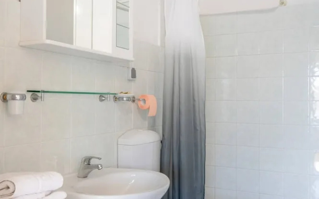 Apartment Ratac - sea front