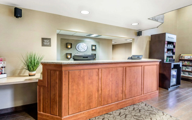 Comfort Suites at Par 4 Resort
