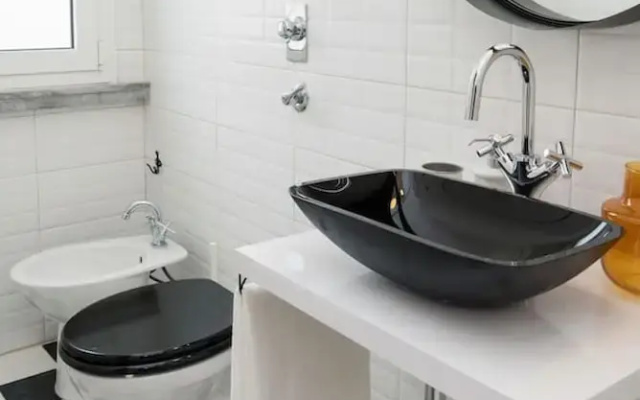 Large Apartment near City Center