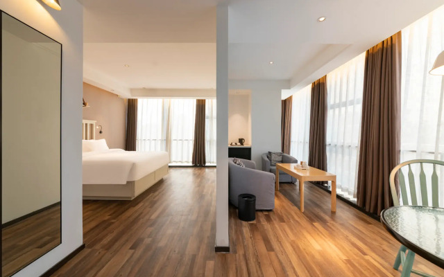 Borrman Hotel Jinan West Station Greenland Central Plaza Exhibition Center