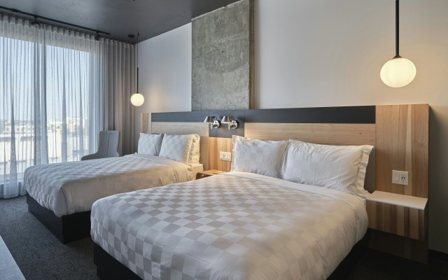 Alt Hotel Calgary University District