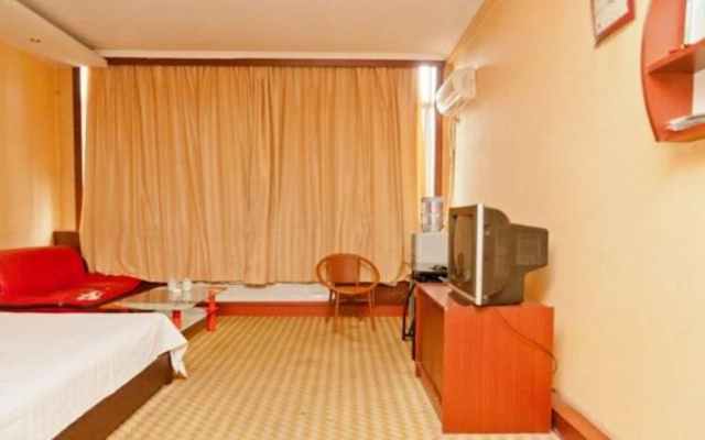 Zouping Mingzhu Business Hotel