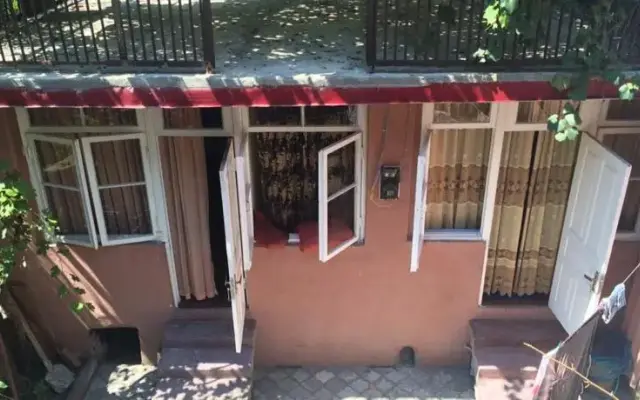 Apartment on Gorgasali 98