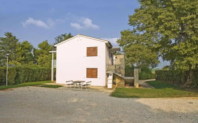 Daila Apartments