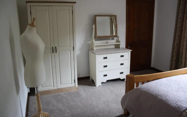 Mary's Apartment