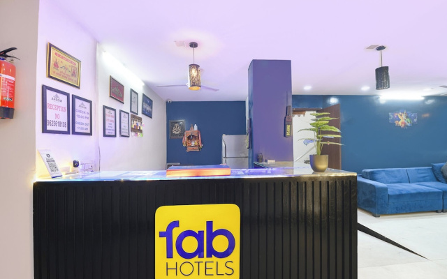 FabHotel Moody Inn Kalkaji