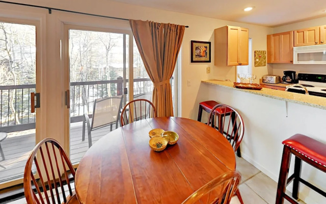 Upper Woodbridge #14-AB - 2 Br Condo