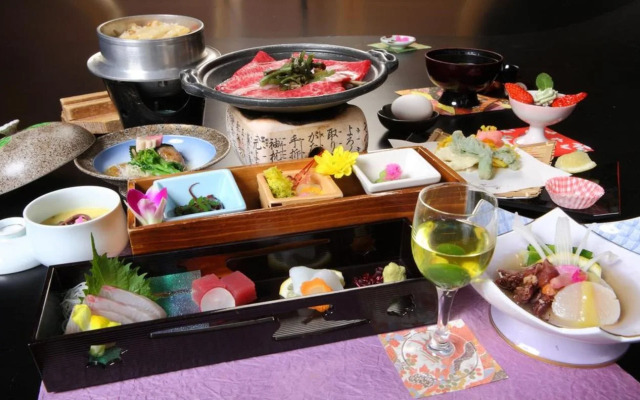 Yubara Onsen Mori no Hotel Rochefort