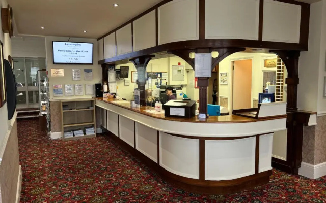 Eliot Hotel
