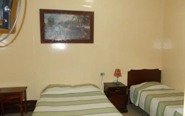 Hotel El Mesón