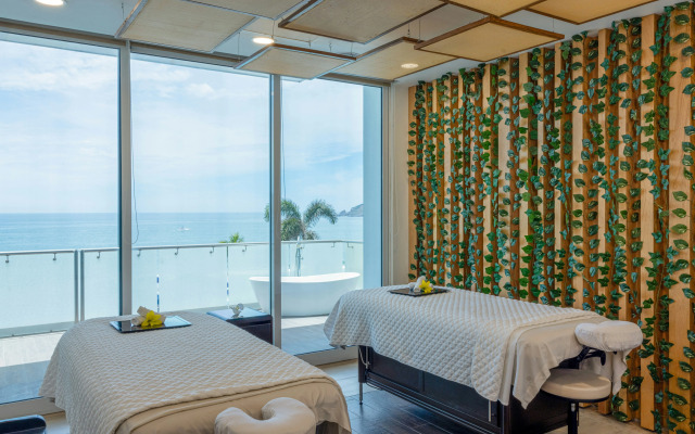 DoubleTree by Hilton Mazatlan