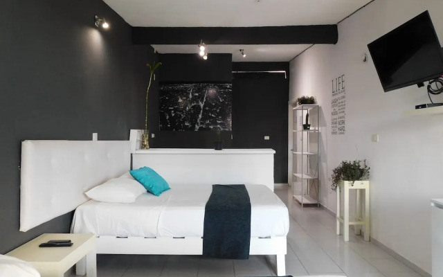 Zyan Rooms