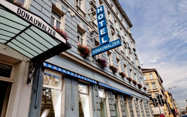 Boutique Hotel Donauwalzer вид на фасад