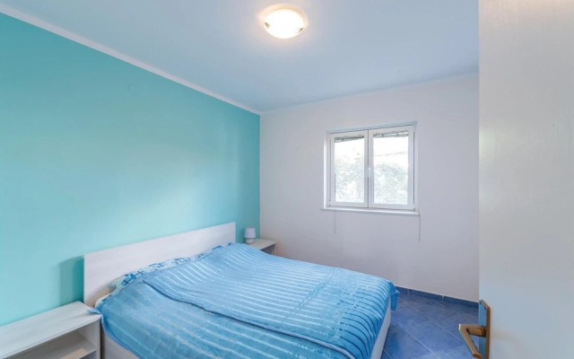 Nice Apartment in Privlaka With 2 Bedrooms and Wifi
