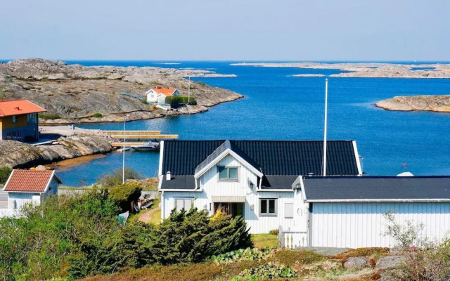 2 Person Holiday Home in Vajern