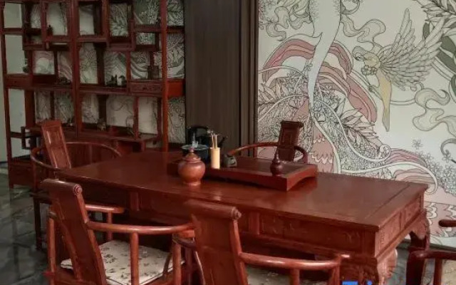 Juyi Ge Hotel