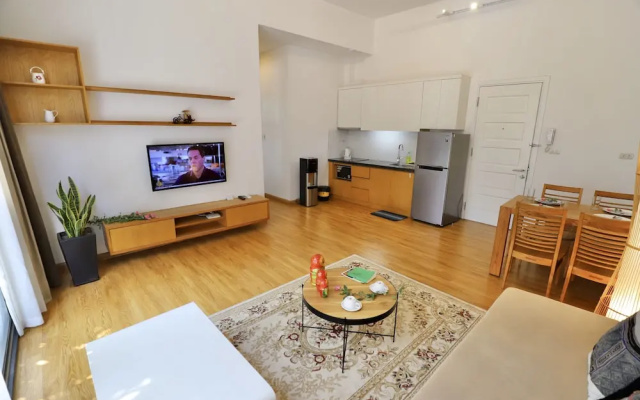 Stay Pham Huy Thong Hotel