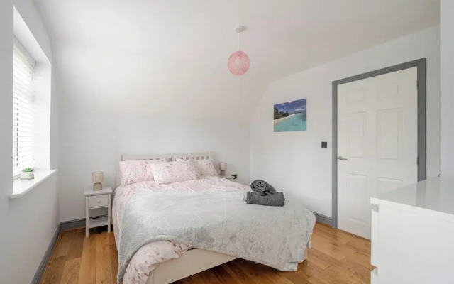 Detached House in Quiet Village - Pets Allowed