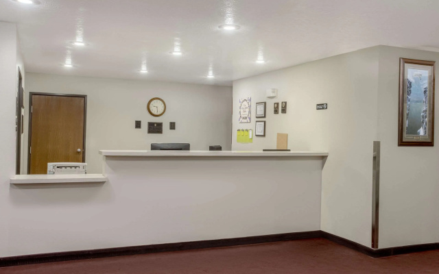 Super 8 by Wyndham Blackfoot