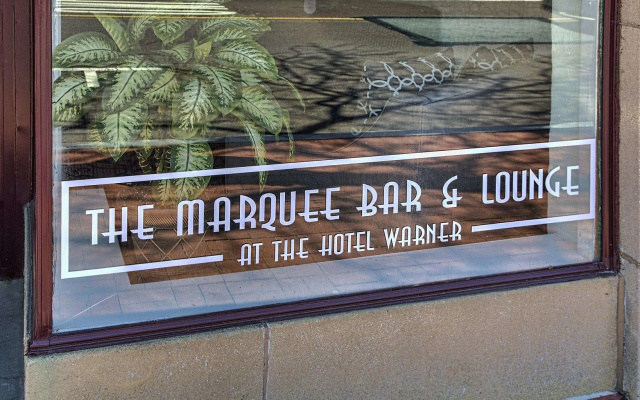 Hotel Warner
